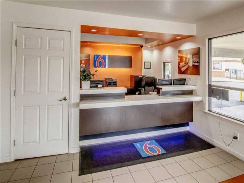 Motel 6 Manteca Exterior foto
